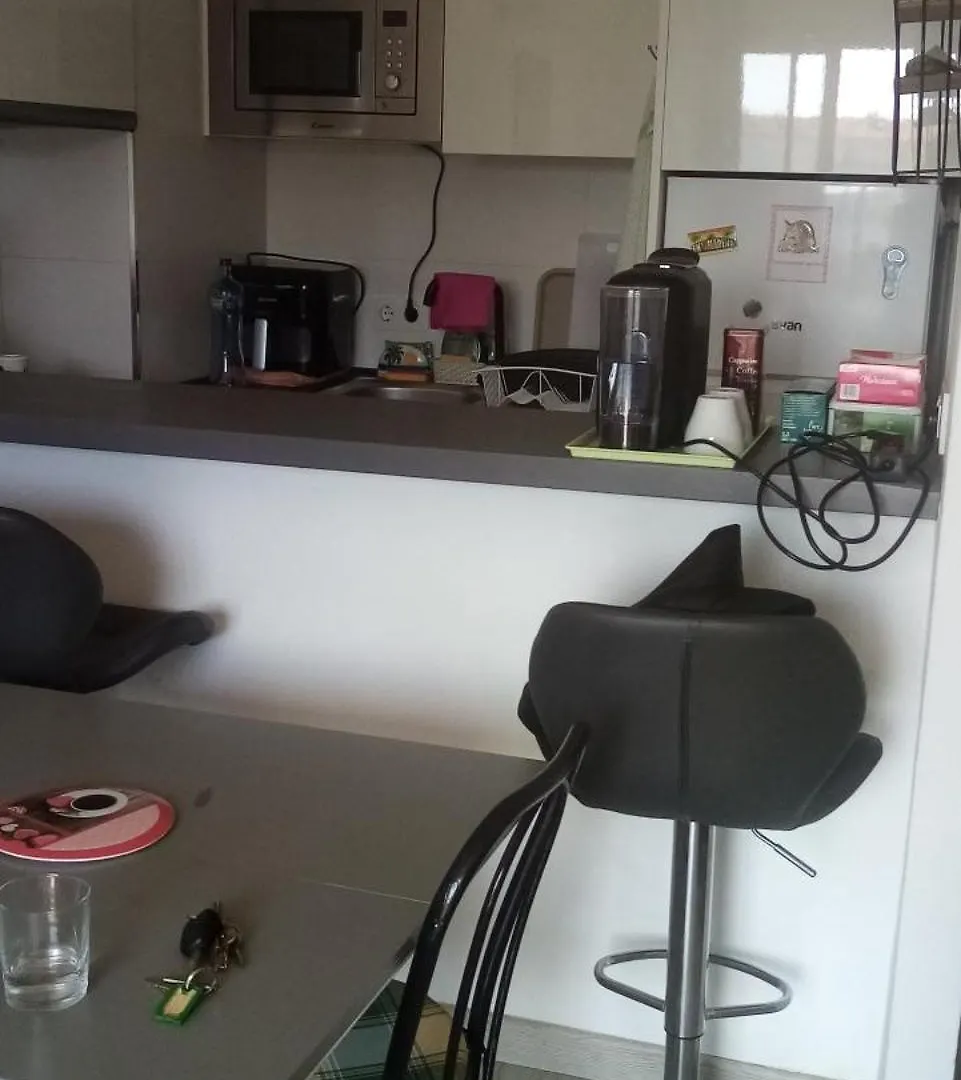 아파트 Comme Chez Vous Troisieme Etages Sans Ascenseur Tout Equipe Climatisation 엠푸리아브라바