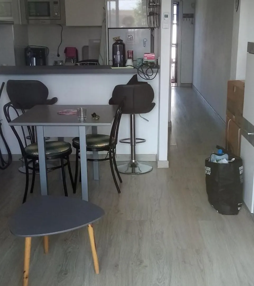 Comme Chez Vous Troisieme Etages Sans Ascenseur Tout Equipe Climatisation 엠푸리아브라바 스페인